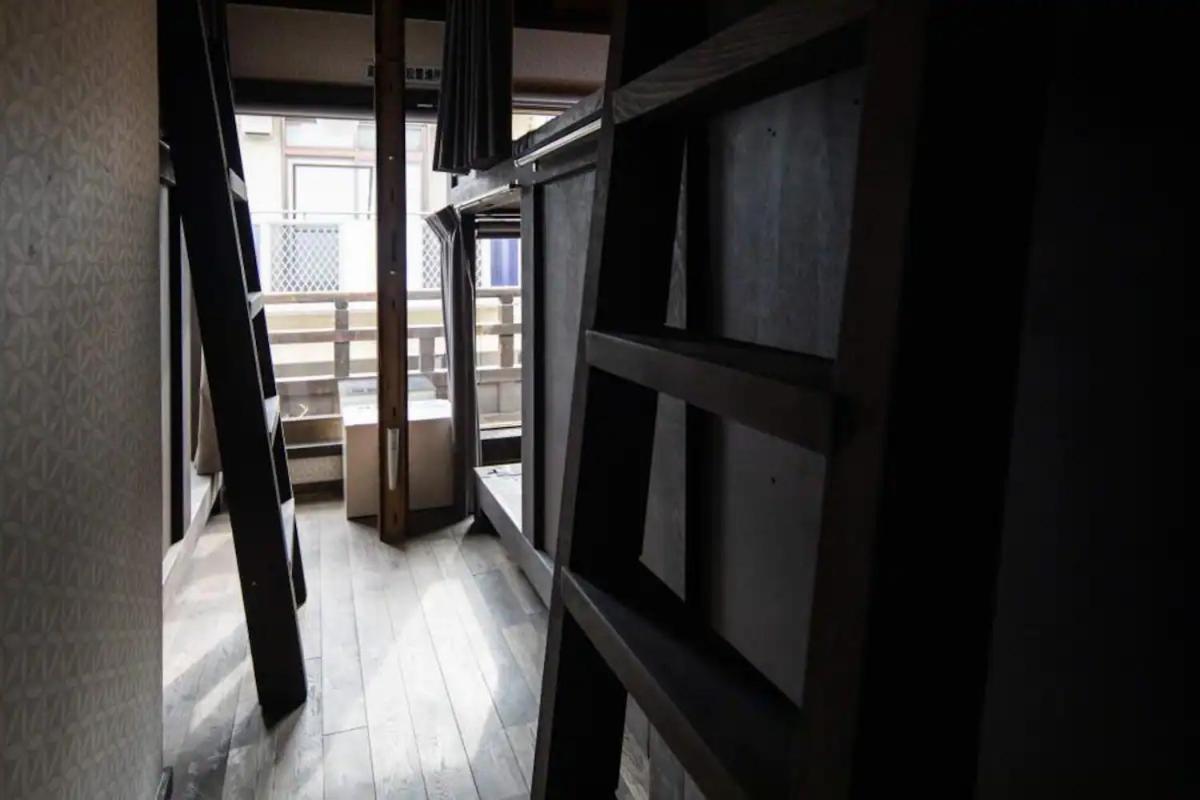 Bunk Bed Mixed Dormitory Room