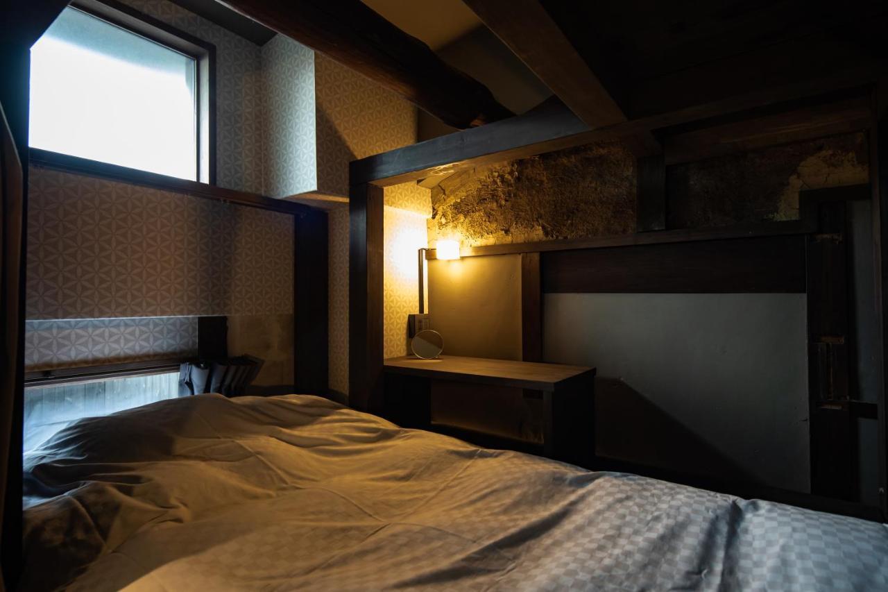Bunk Bed Mixed Dormitory Room